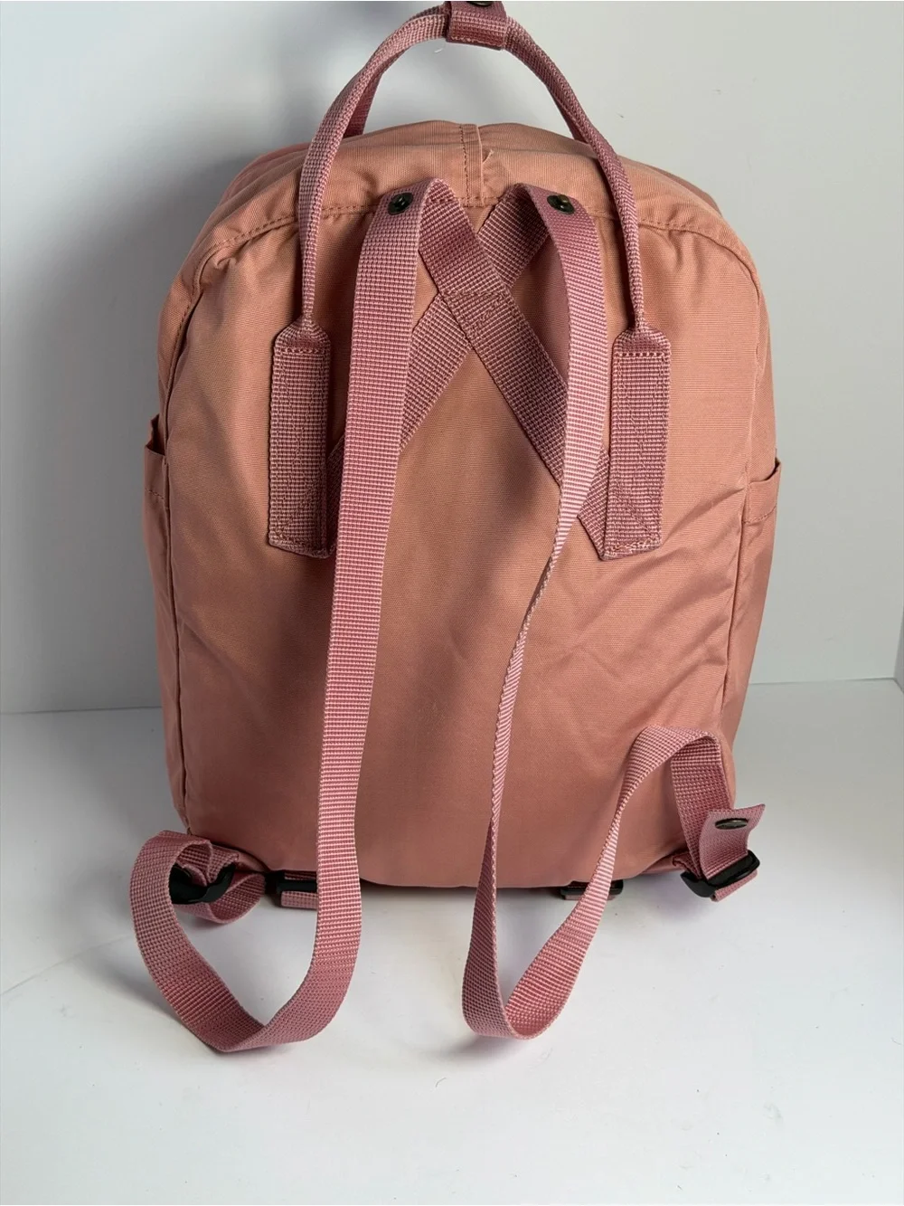 2-in-1 Pink Fjällräven Tree-Kånken Backpack with Green Front Small Bag